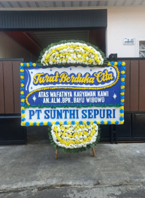 Papan Bunga Duka di Parmonangan